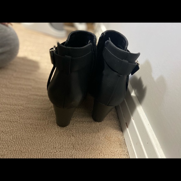 Black call it spring booties - Picture 10 of 11